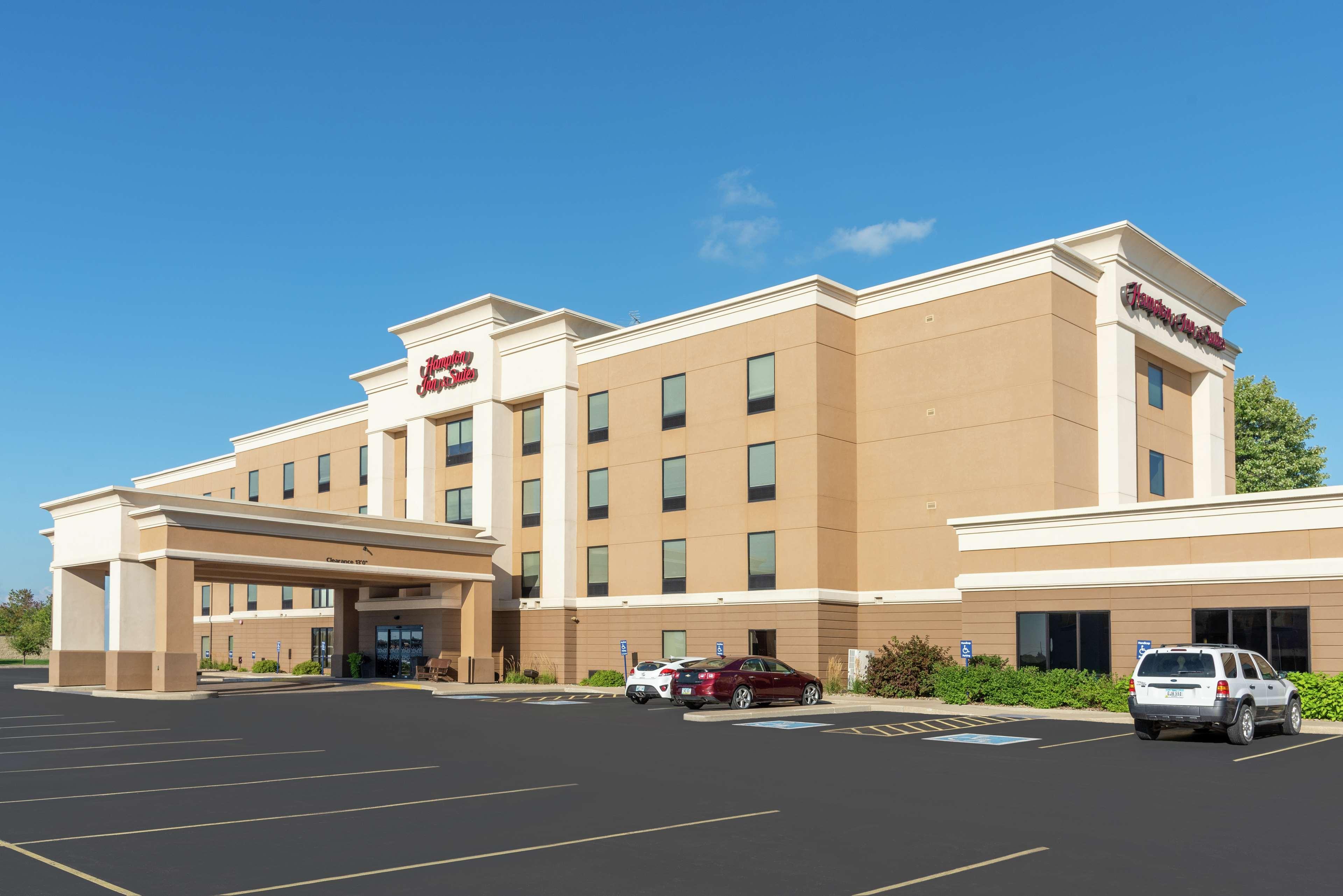 Hampton Inn & Suites Marshalltown Exterior foto